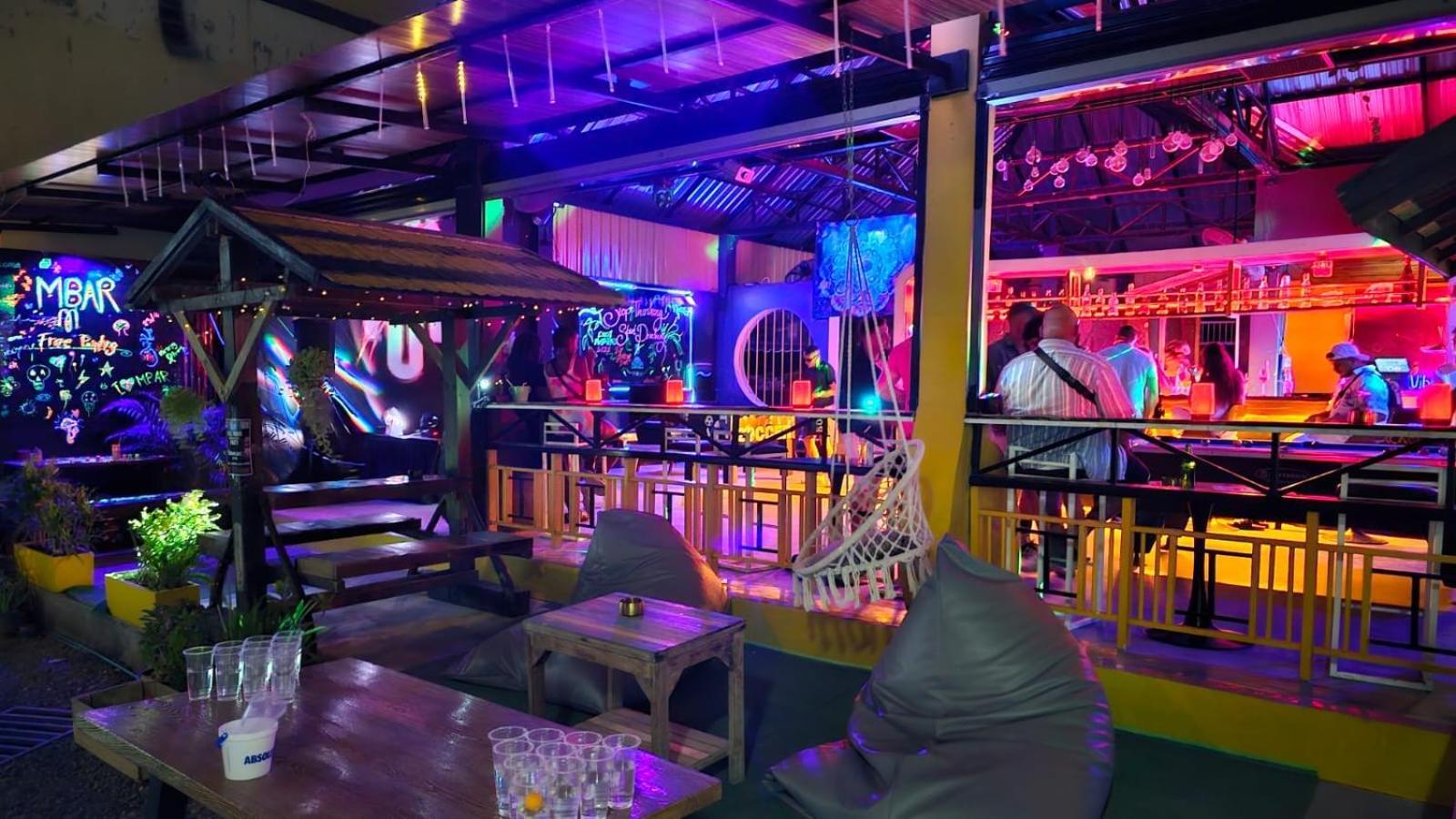 Mbar Hostel Haad Rin Exterior photo