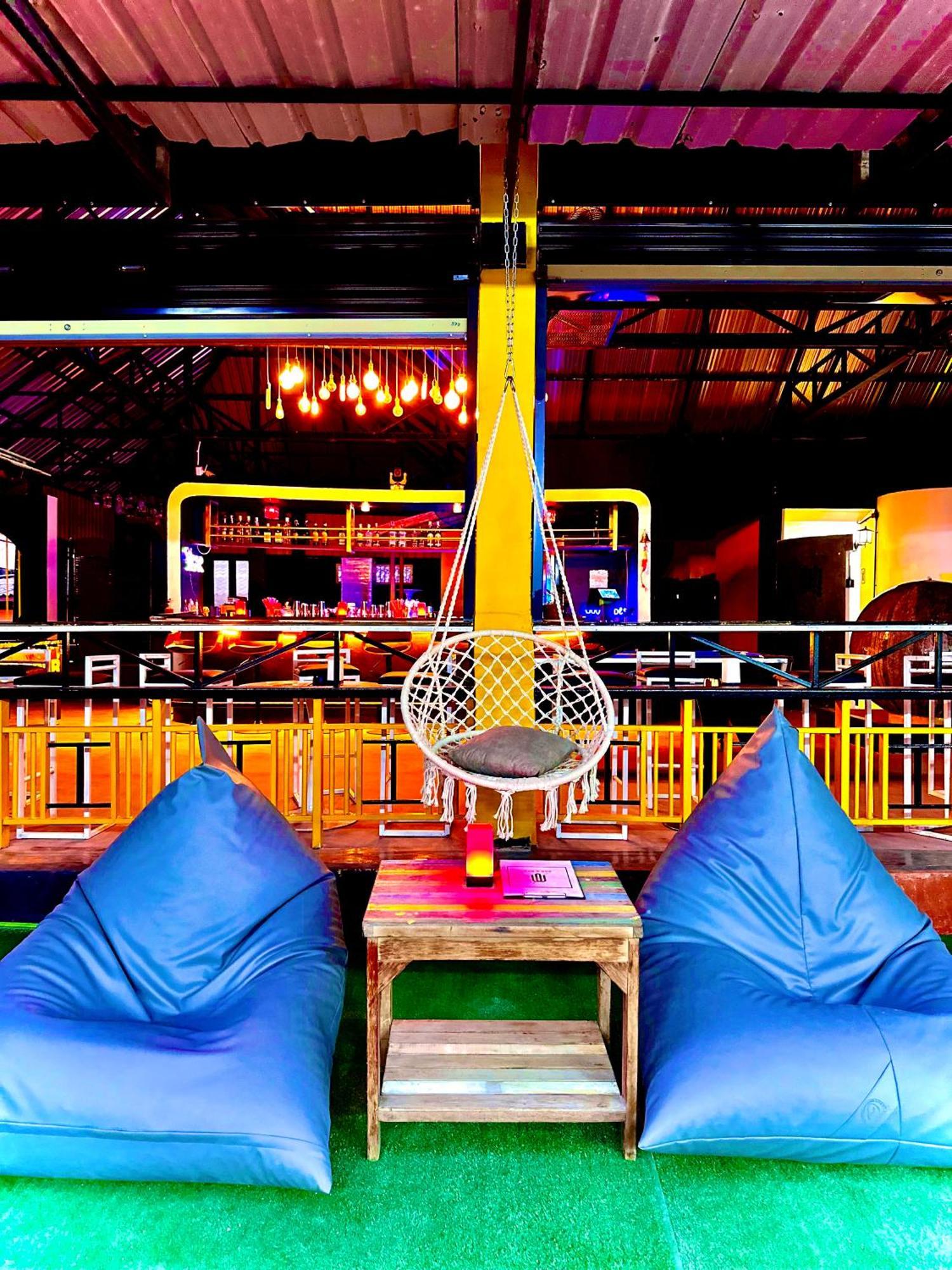 Mbar Hostel Haad Rin Exterior photo