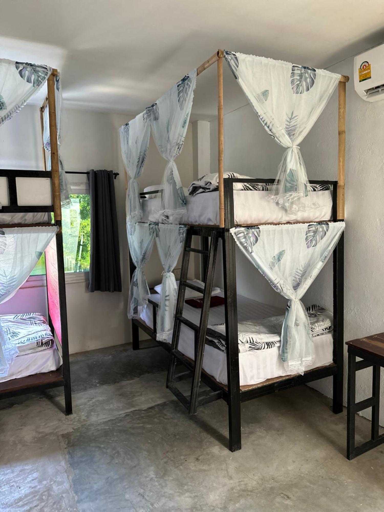 Mbar Hostel Haad Rin Exterior photo