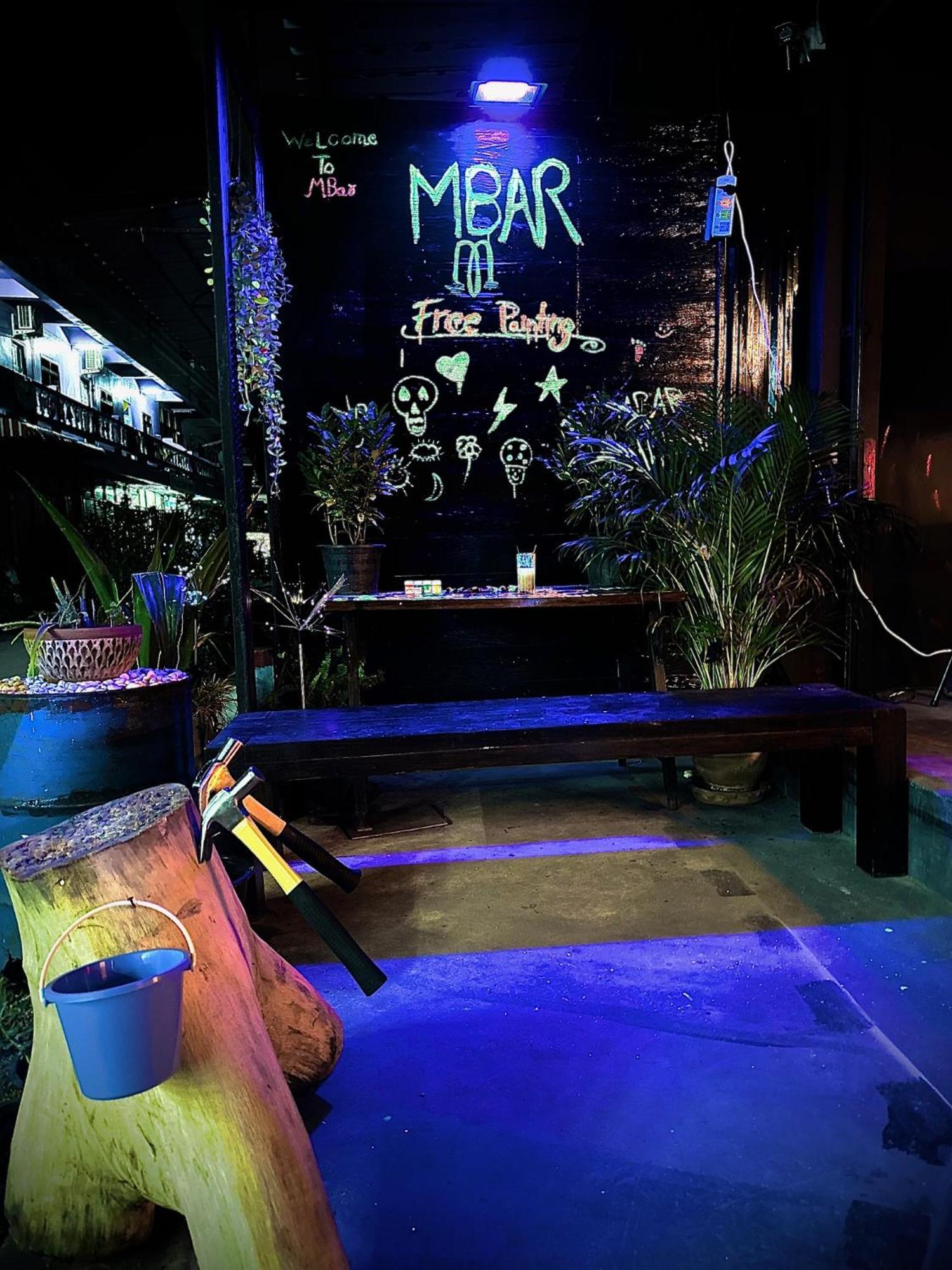Mbar Hostel Haad Rin Exterior photo